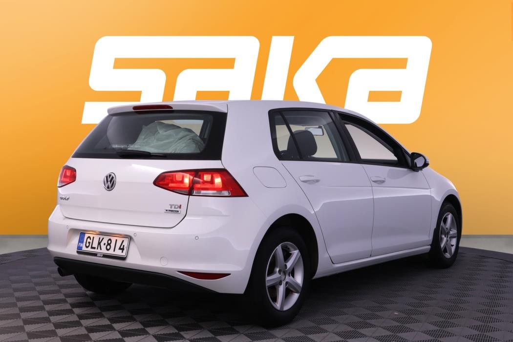 VOLKSWAGEN Golf 2015