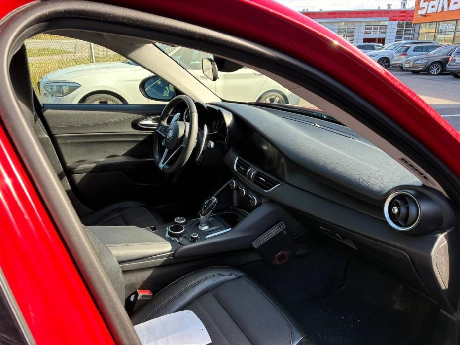ALFA ROMEO Giulia 2017
