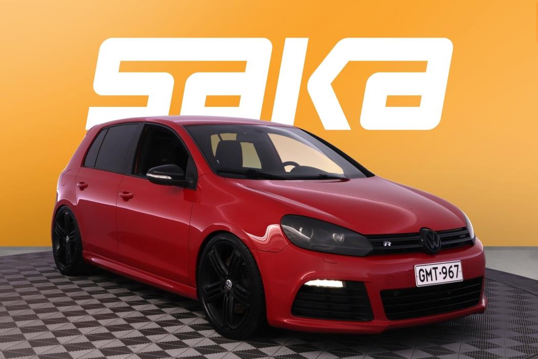 VOLKSWAGEN Golf 2012