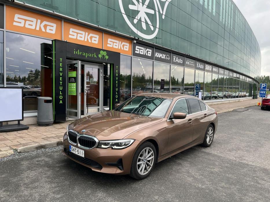 BMW 320 2019