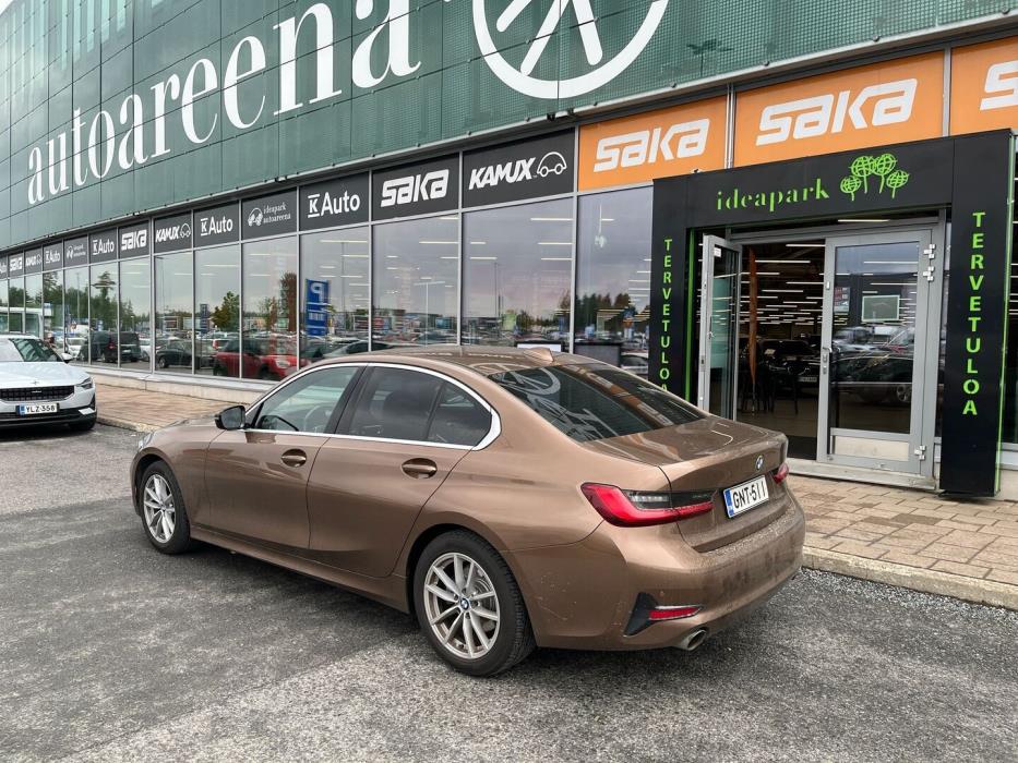 BMW 320 2019
