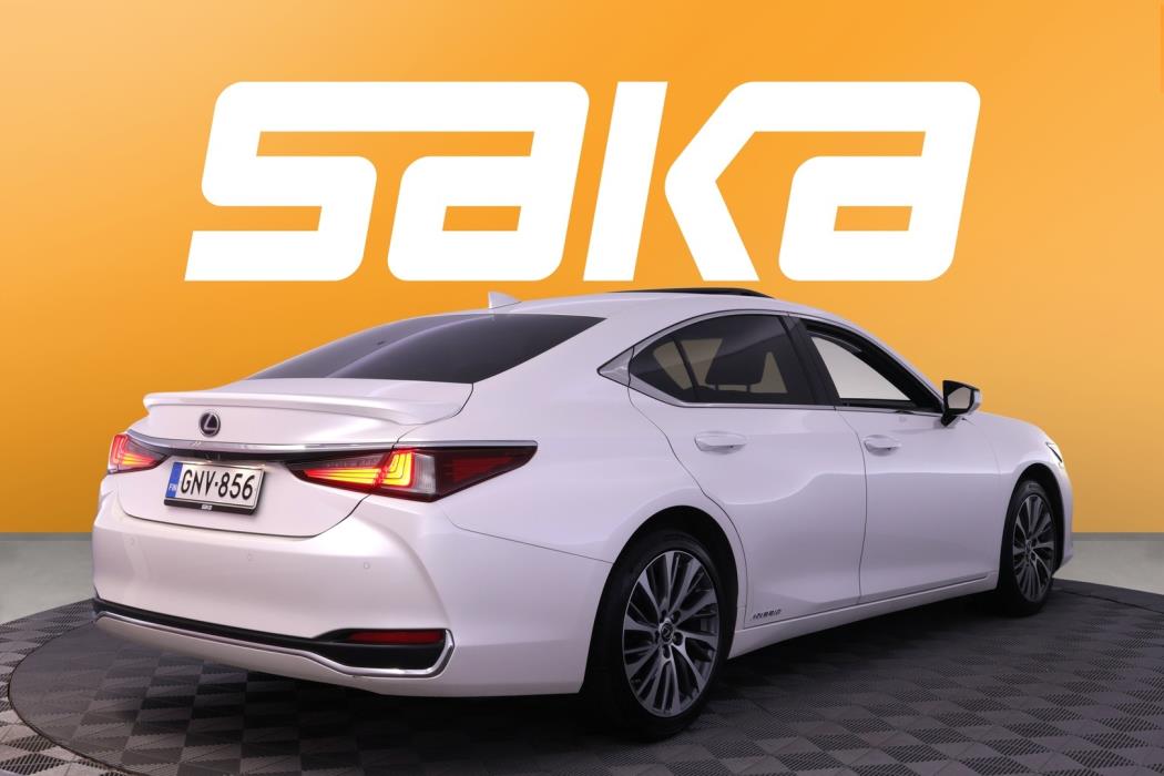 LEXUS ES 2019