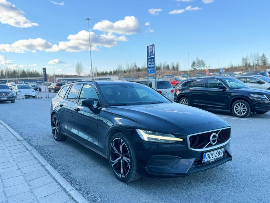 VOLVO V60 2019