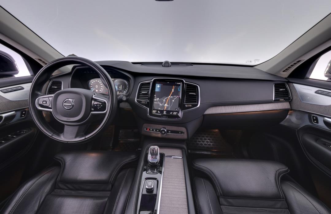 VOLVO XC90 2022