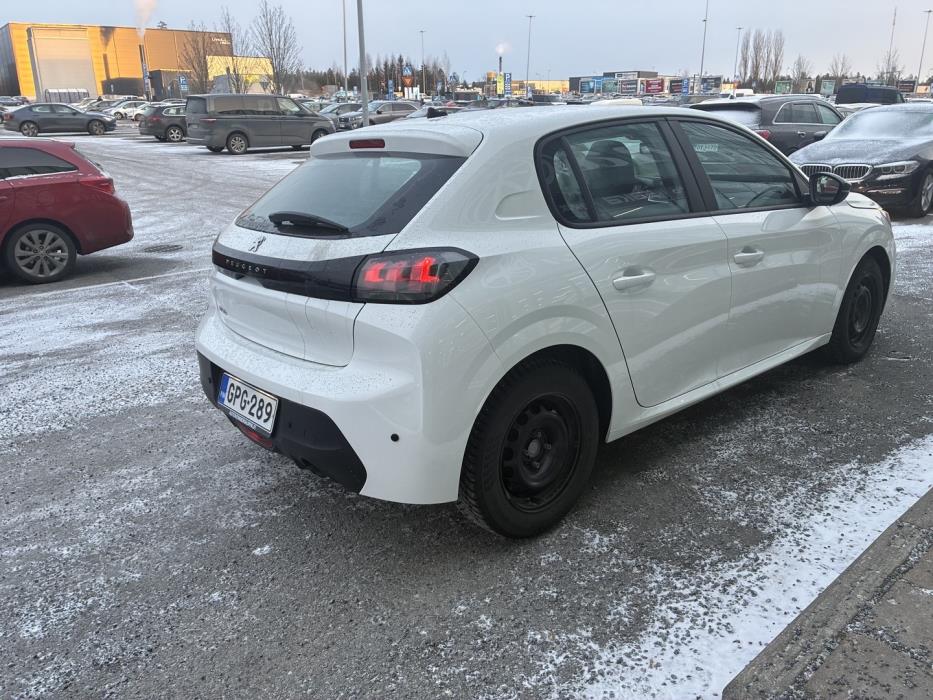 PEUGEOT 208 2023