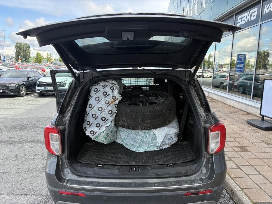 FORD Explorer 2020