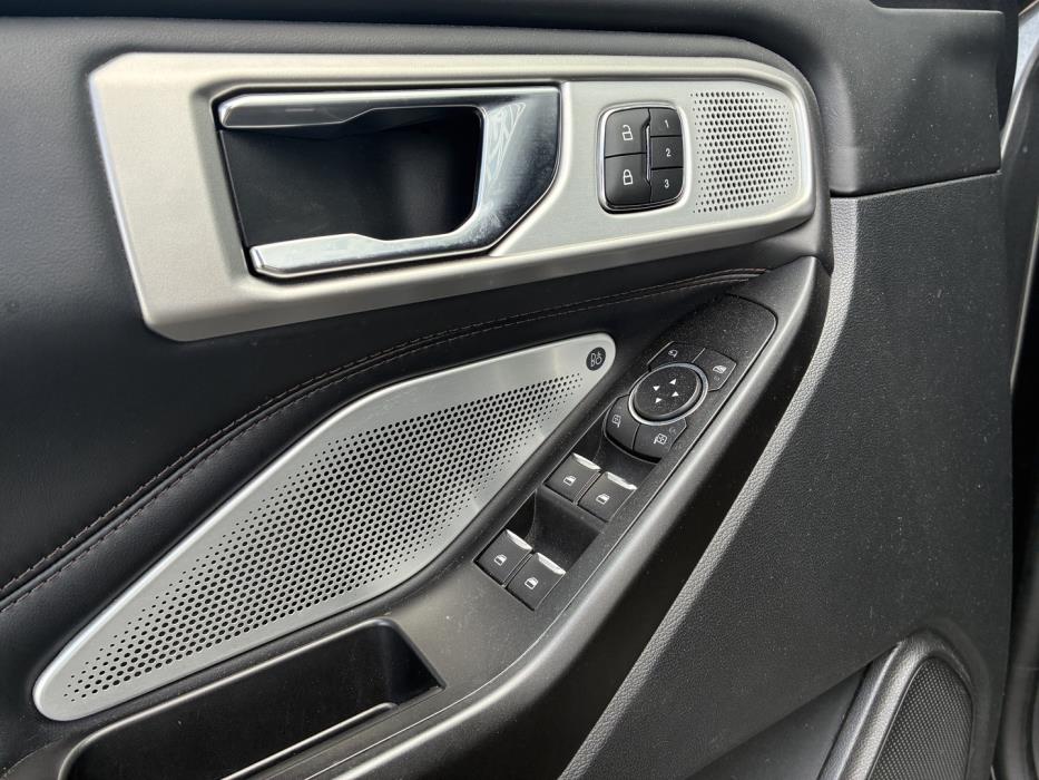 FORD Explorer 2020