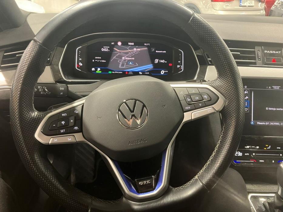 VOLKSWAGEN Passat 2021