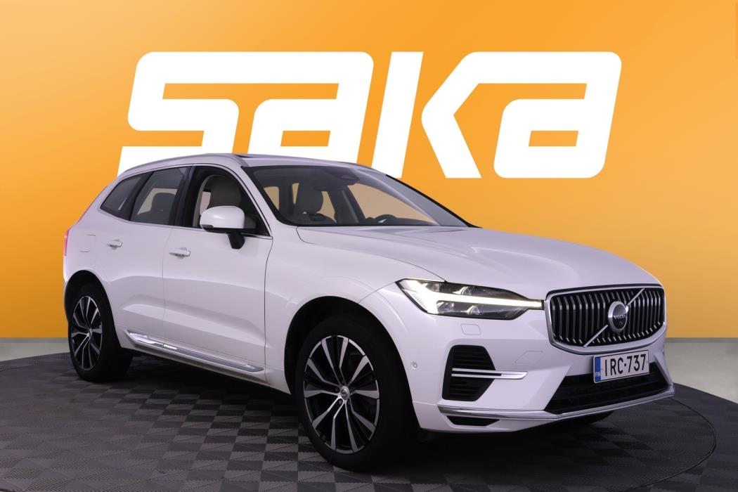 VOLVO XC60 2023