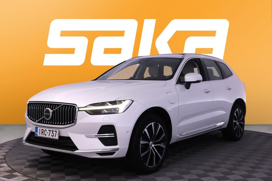 VOLVO XC60 2023