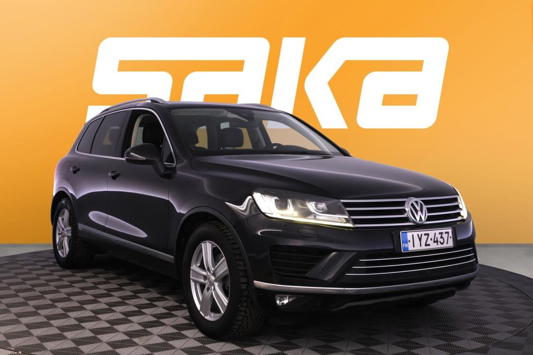 VOLKSWAGEN Touareg 2015