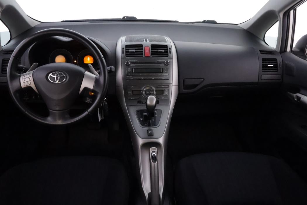 TOYOTA Auris 2008