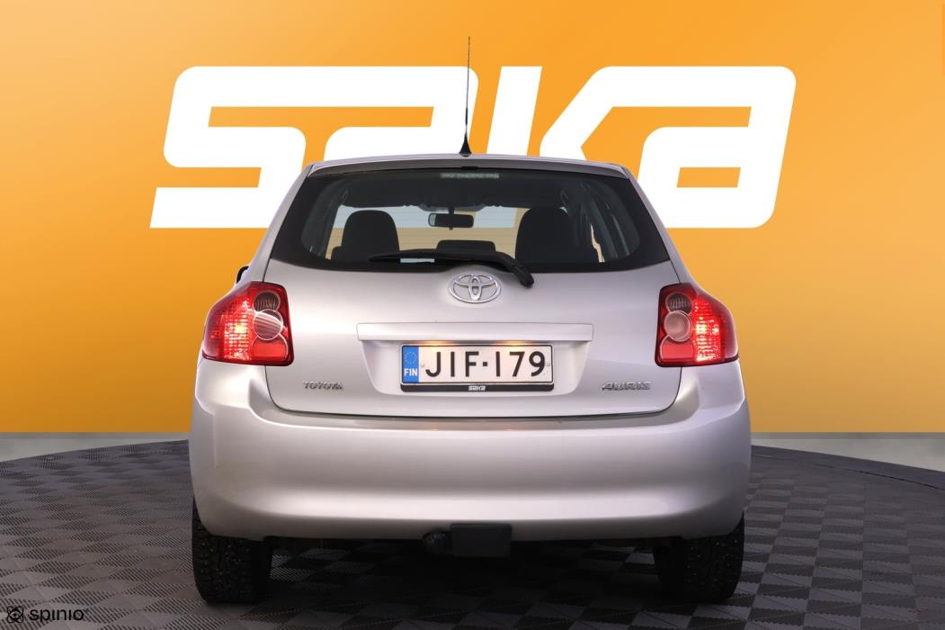 TOYOTA Auris 2008
