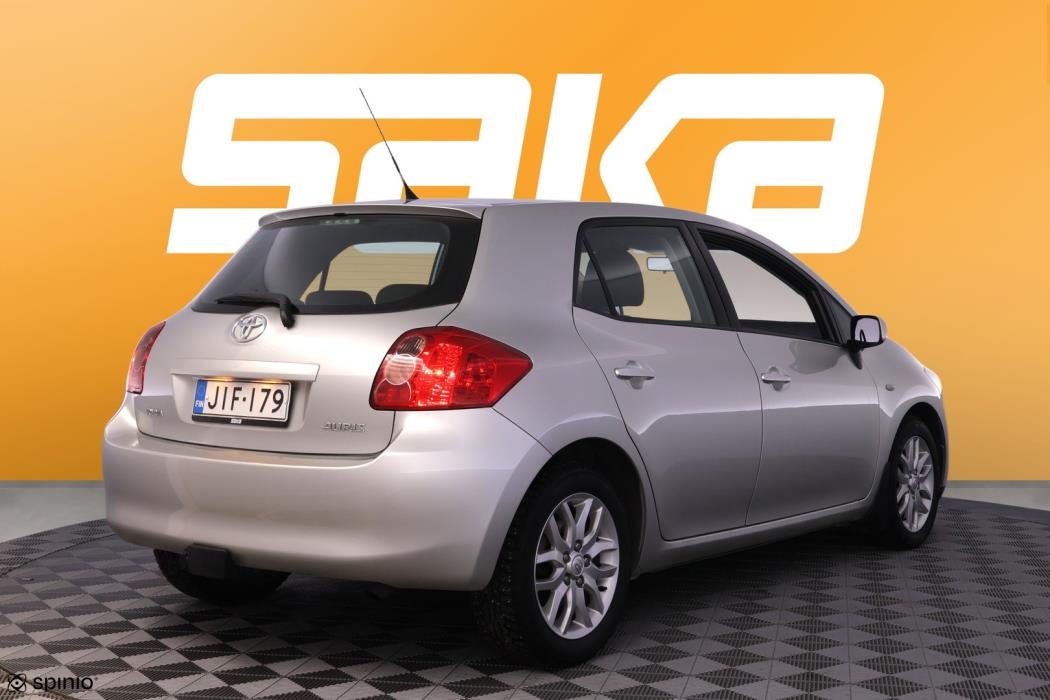 TOYOTA Auris 2008