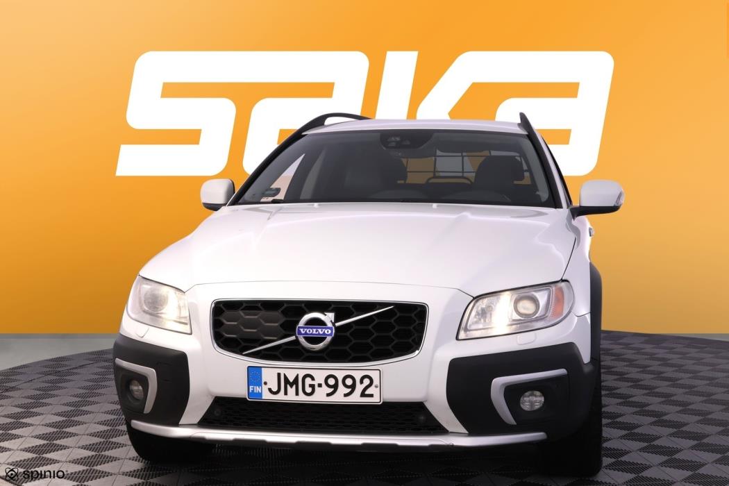 VOLVO XC70 2016