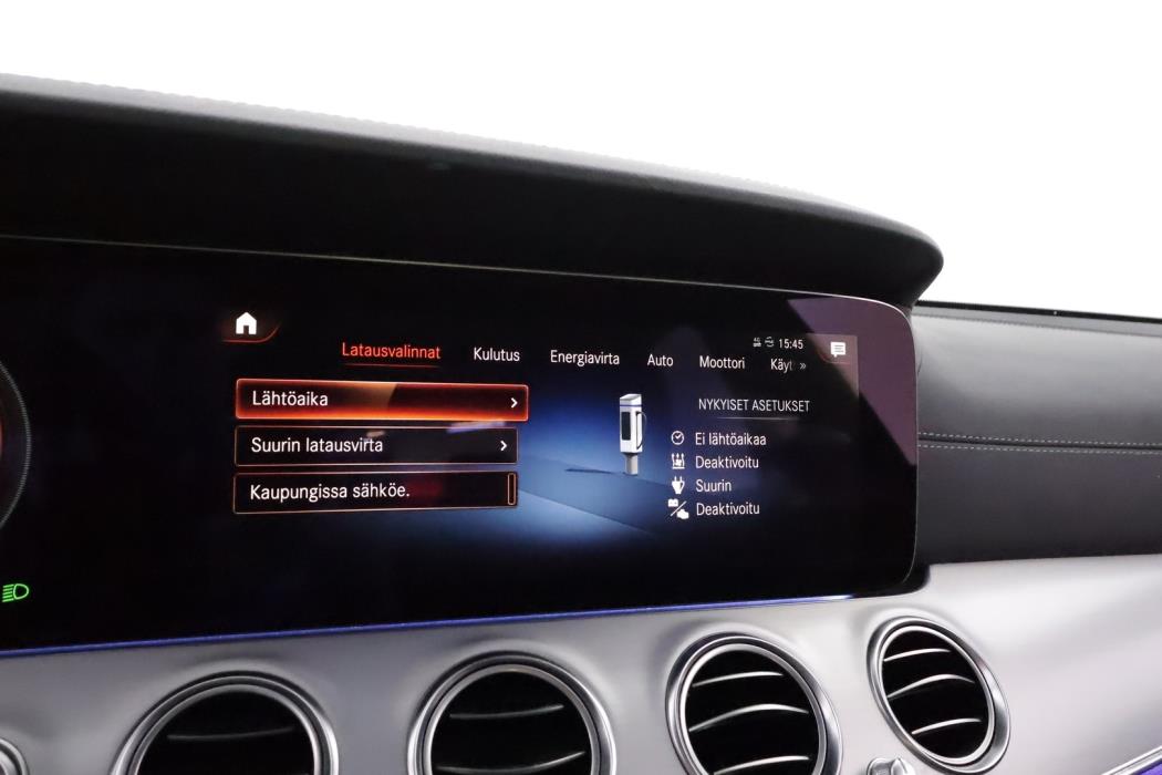 MERCEDES-BENZ E 2022