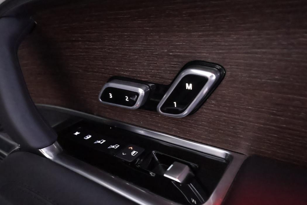 LAND ROVER Range Rover 2023
