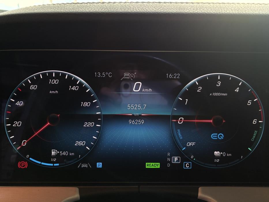 MERCEDES-BENZ E 2020