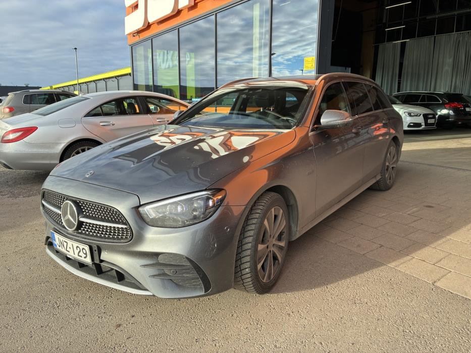 MERCEDES-BENZ E 2020