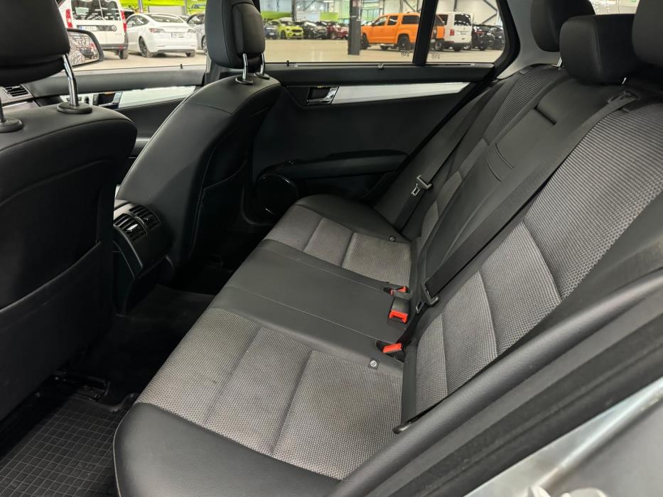 MERCEDES-BENZ C 2008