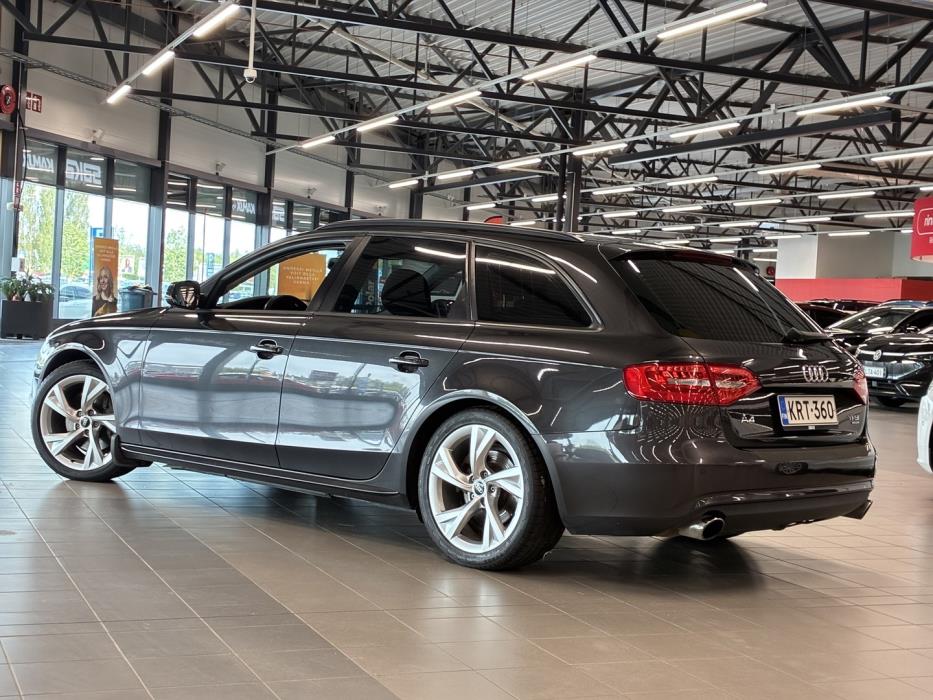 AUDI A4 2012