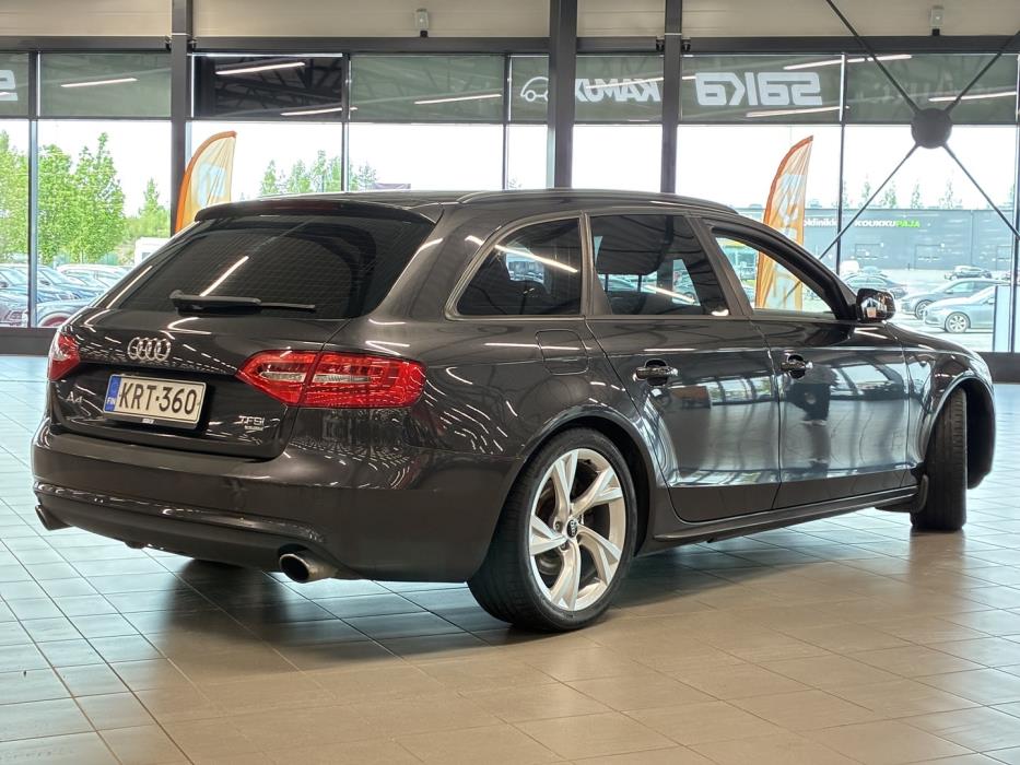 AUDI A4 2012