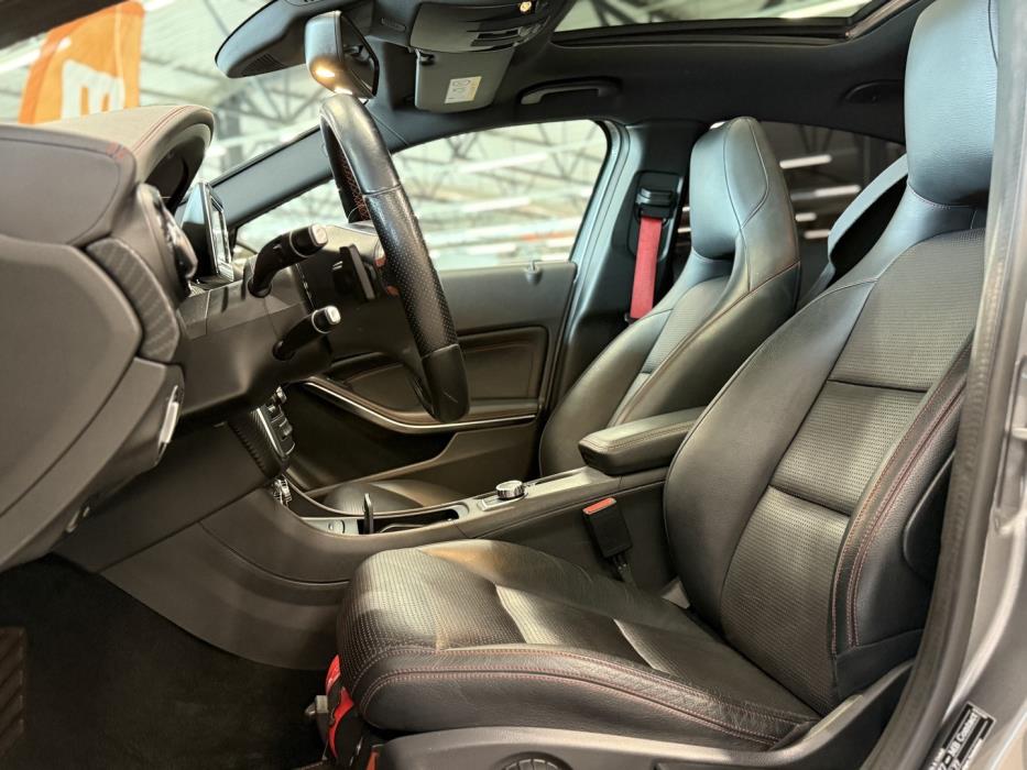 MERCEDES-BENZ A 2013