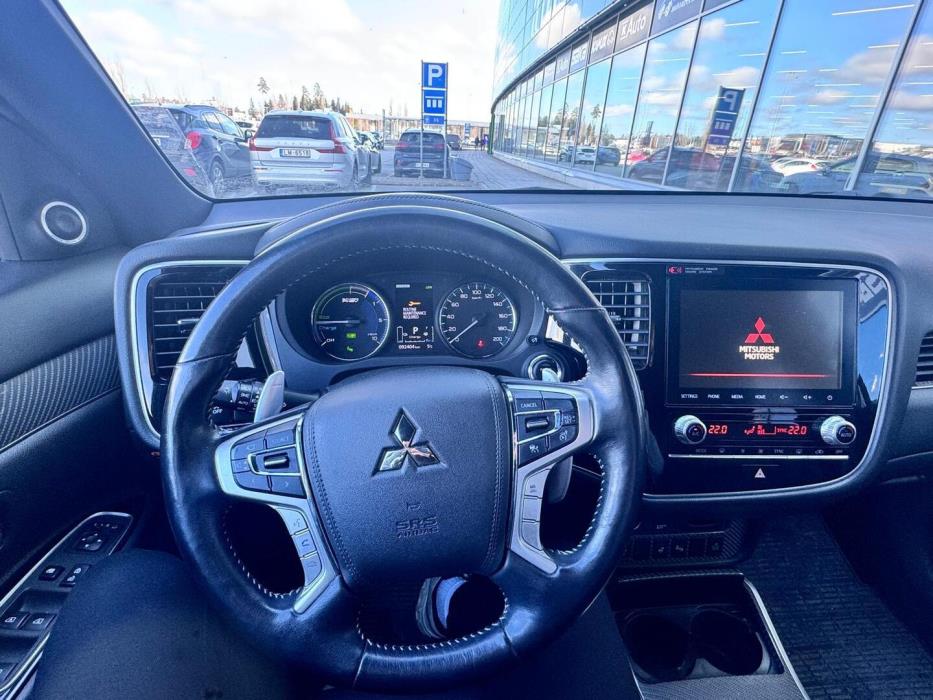 MITSUBISHI Outlander PHEV 2020