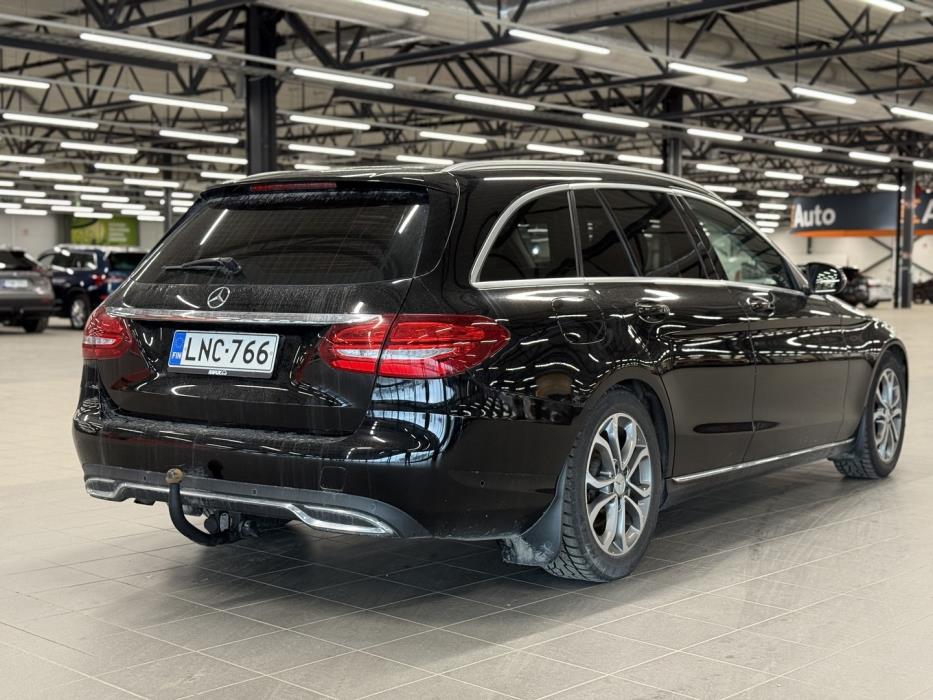 MERCEDES-BENZ C 2016