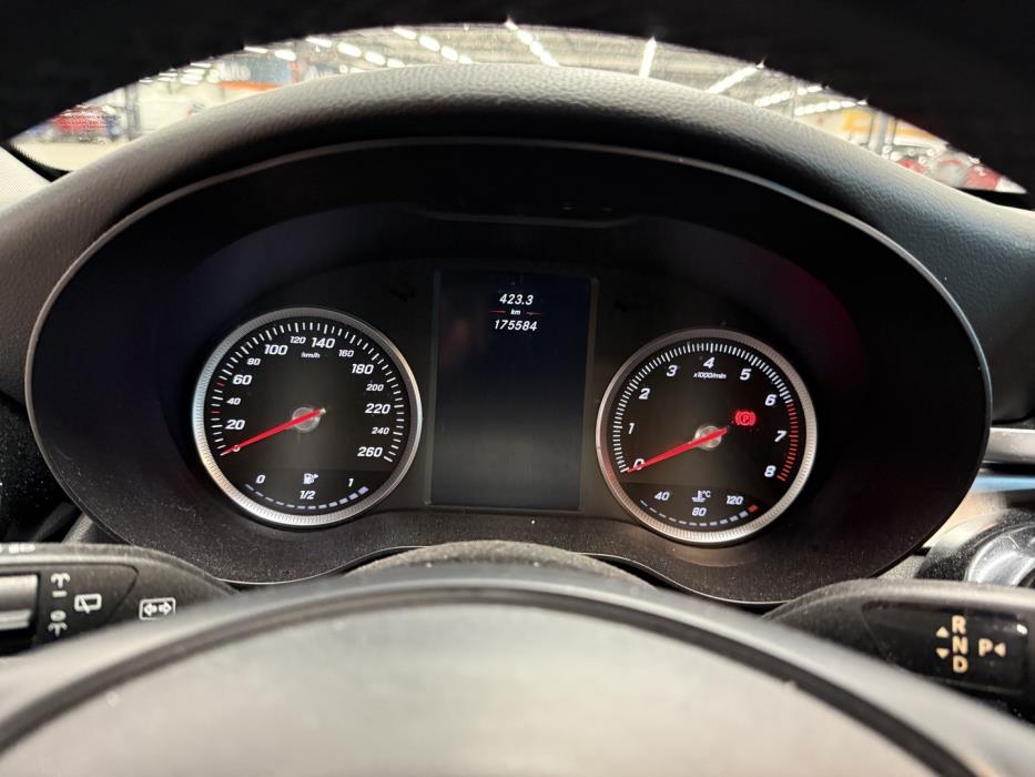 MERCEDES-BENZ C 2016