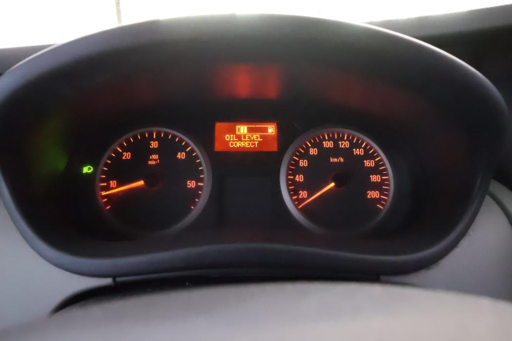 OPEL Vivaro 2013