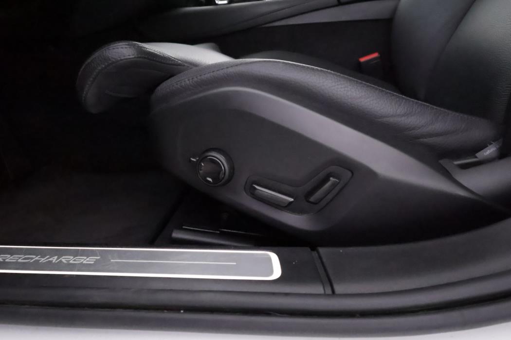 VOLVO V90 2023