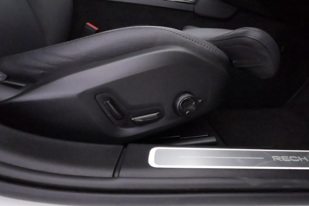 VOLVO V90 2023
