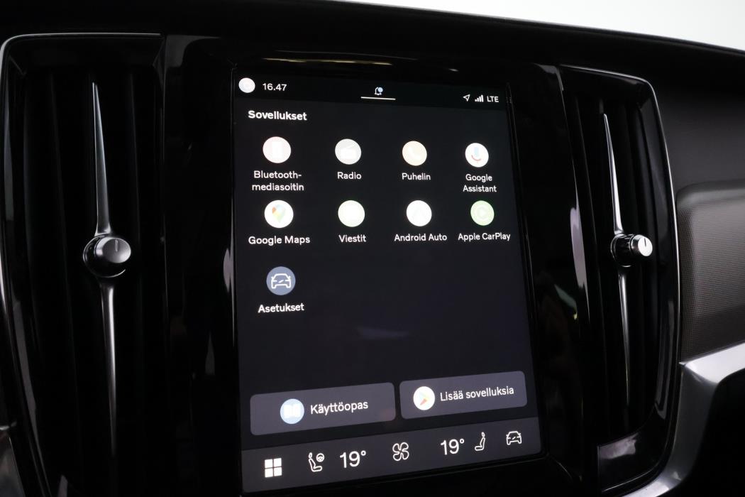 VOLVO V90 2023