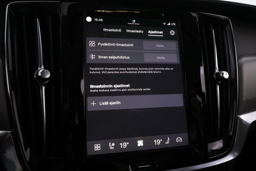 VOLVO V90 2023