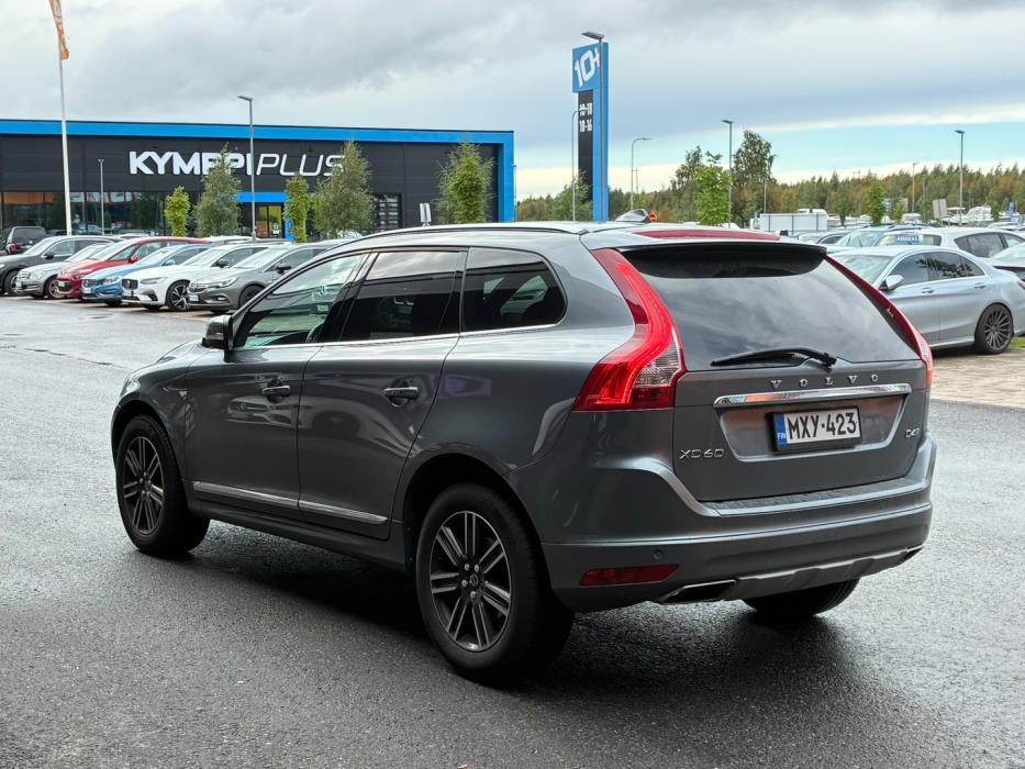 VOLVO XC60 2017
