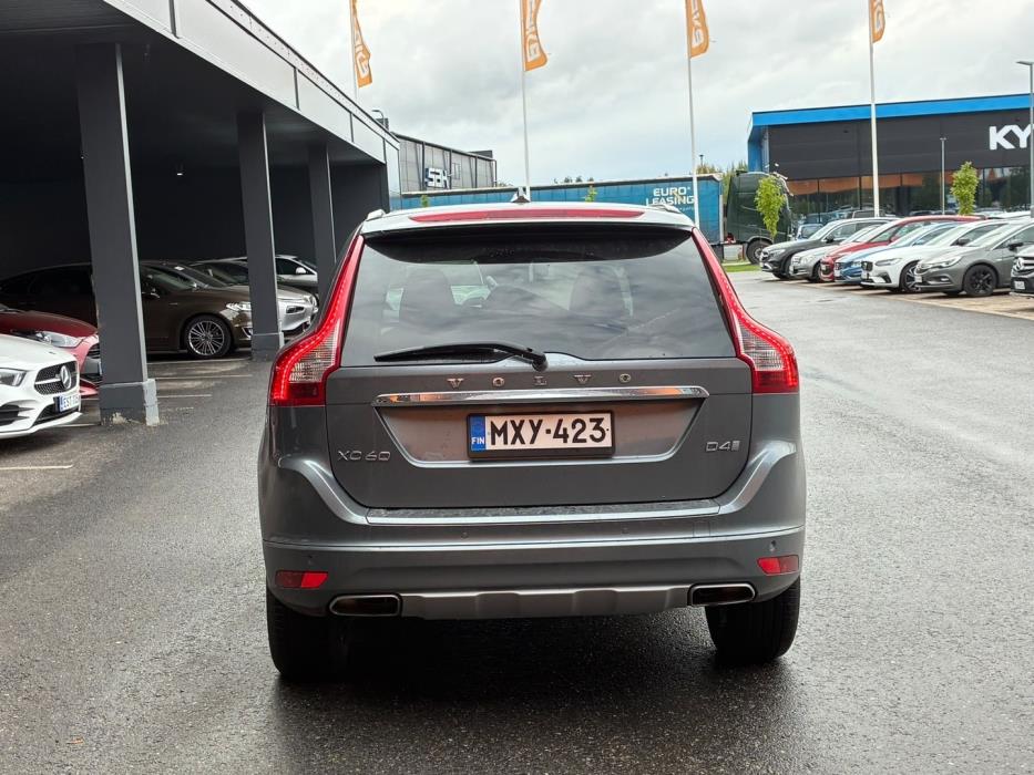 VOLVO XC60 2017