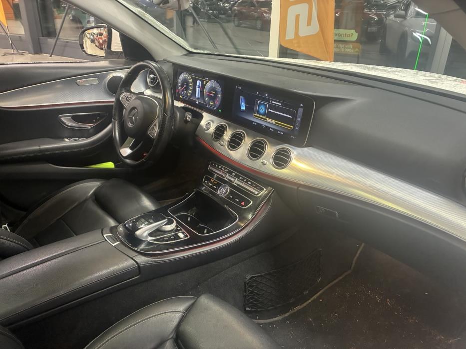 MERCEDES-BENZ E 2018