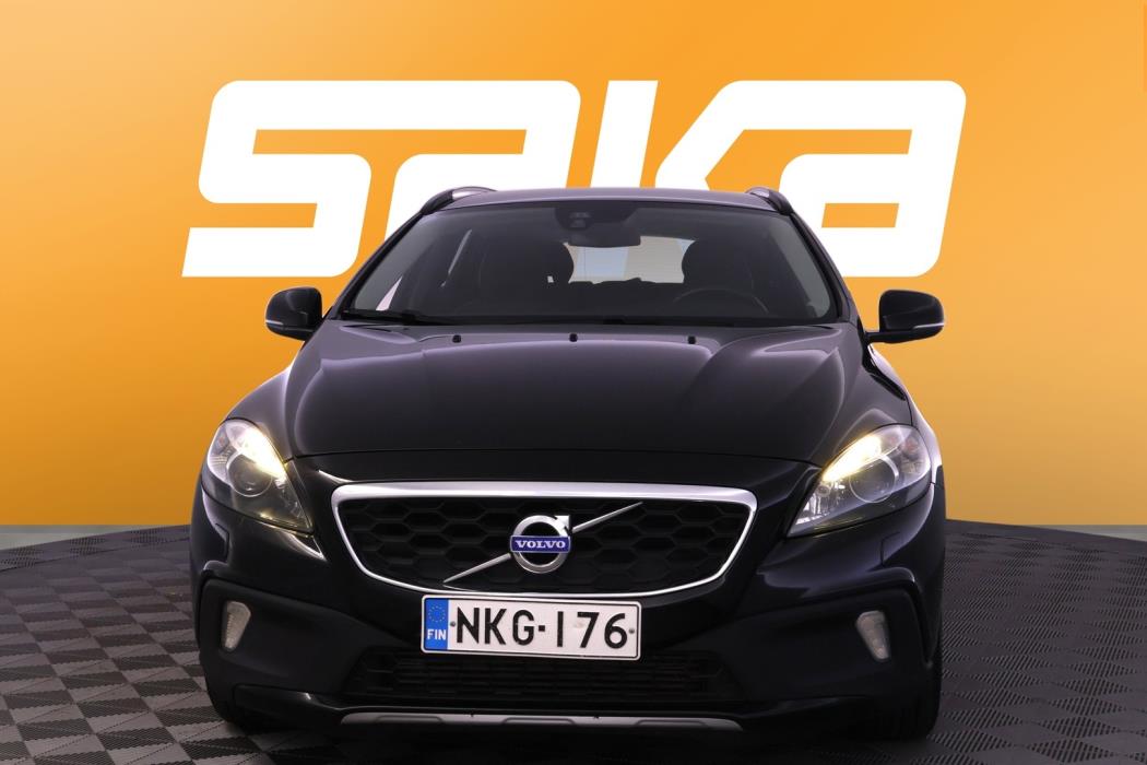 VOLVO V40 Cross Country 2016