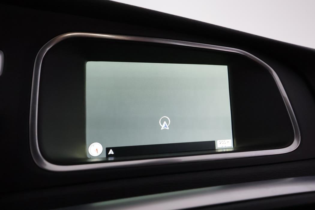 VOLVO V40 Cross Country 2016