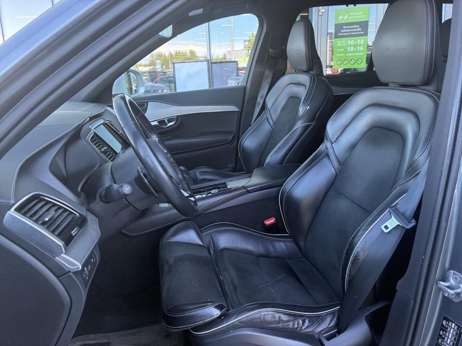 VOLVO XC90 2019