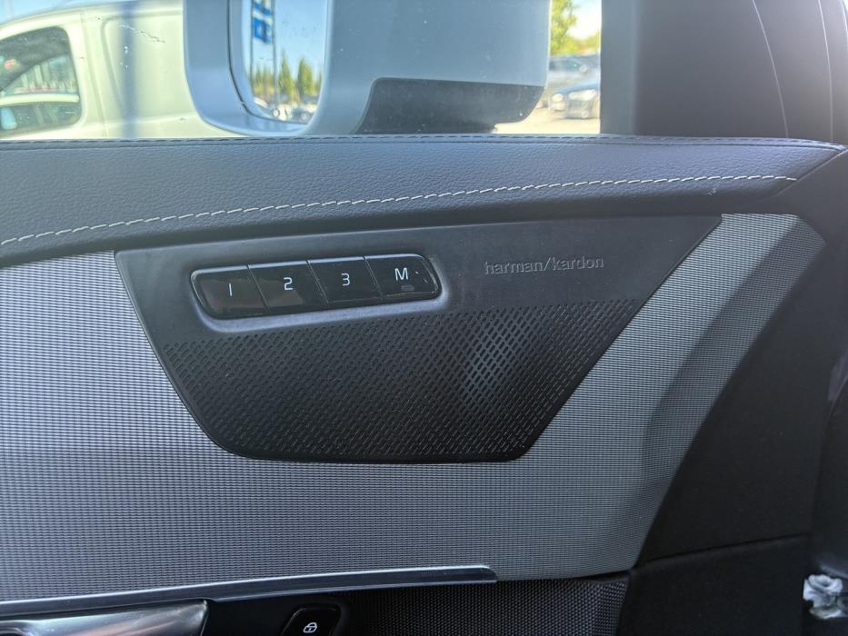VOLVO XC90 2019