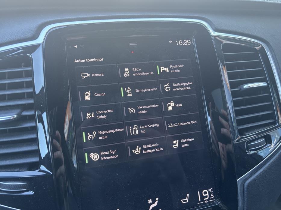 VOLVO XC90 2019