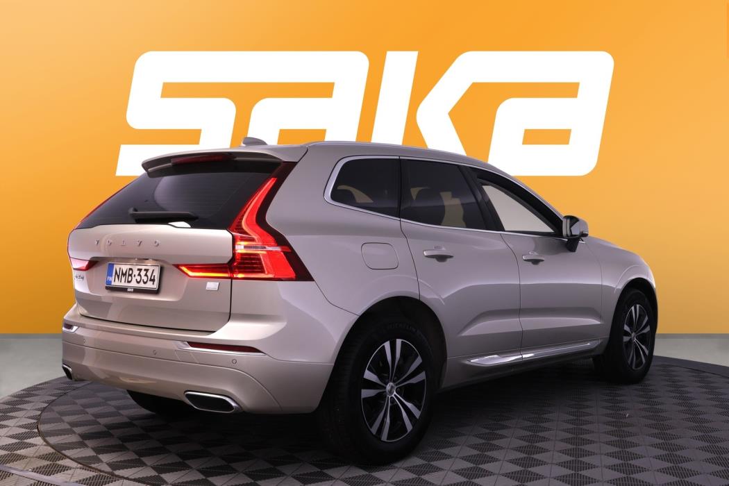 VOLVO XC60 2021