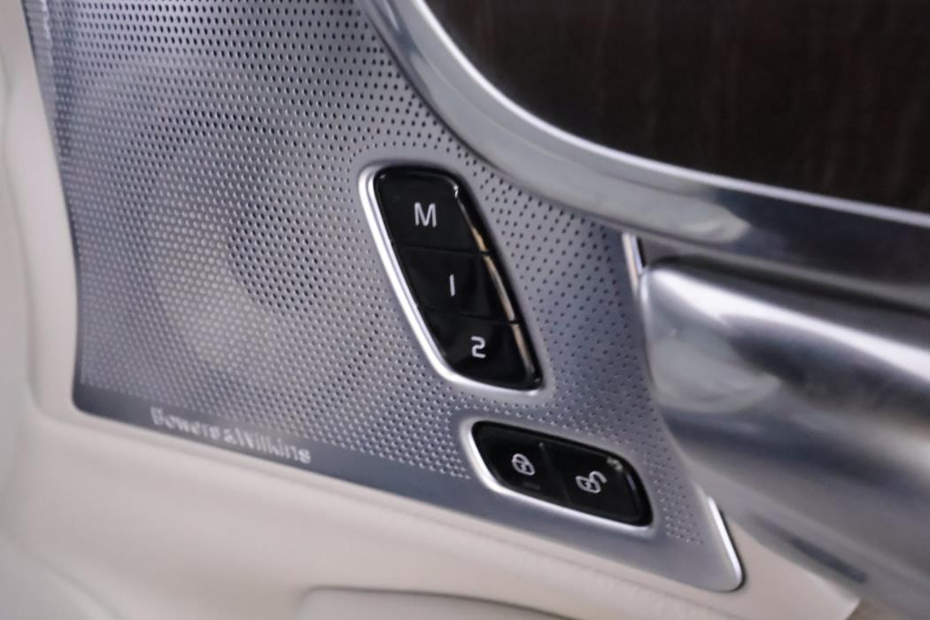VOLVO V90 Cross Country 2022