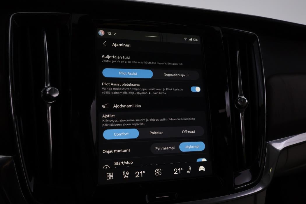 VOLVO V90 Cross Country 2022