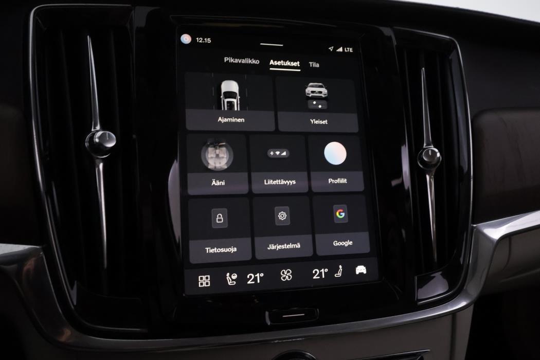 VOLVO V90 Cross Country 2022