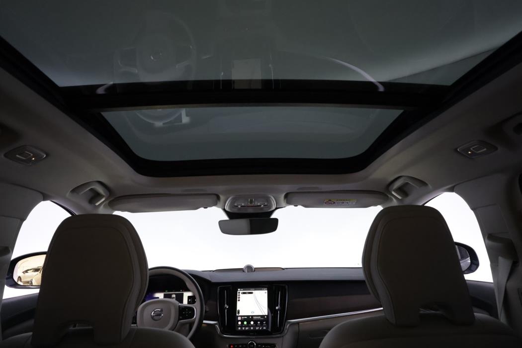 VOLVO V90 Cross Country 2022