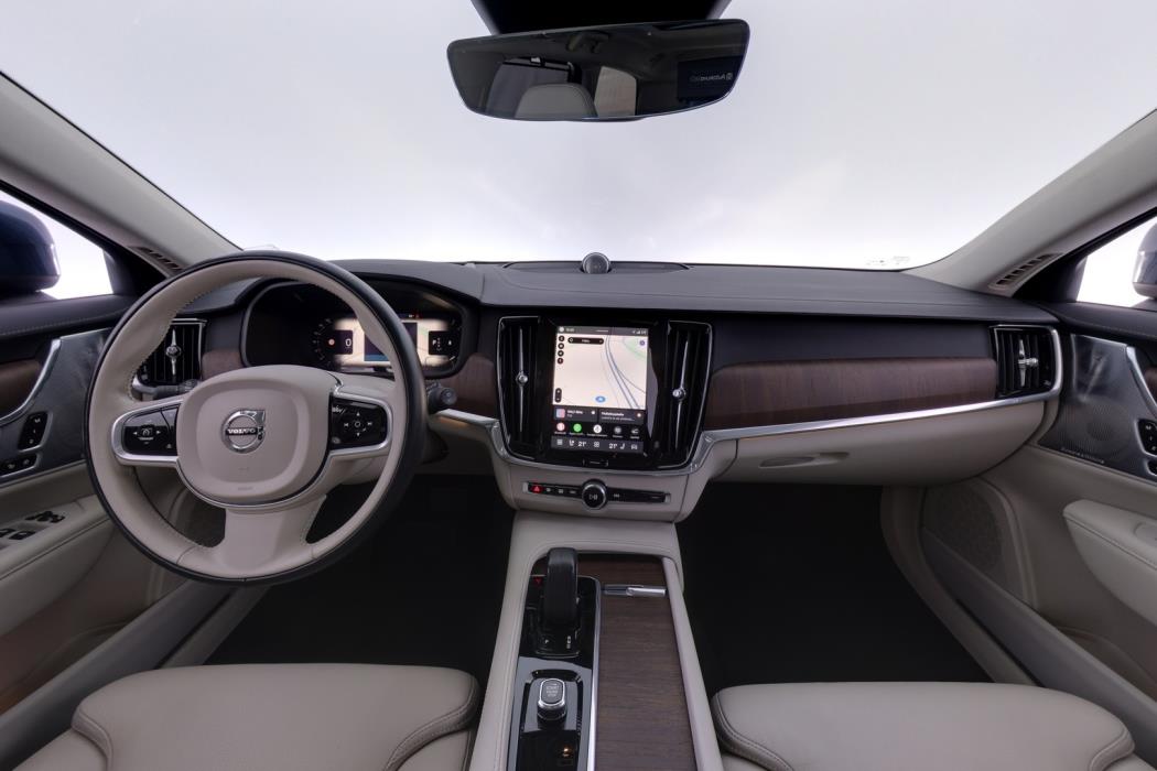 VOLVO V90 Cross Country 2022