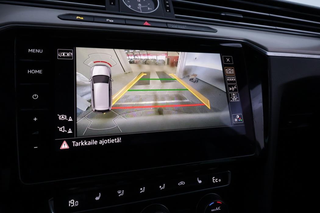 VOLKSWAGEN Passat 2018